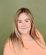 Book an Appointment with Stephanie Hein for Facials