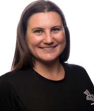 Book an Appointment with Nicole Ainsworth for Athletic Therapy