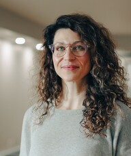 Book an Appointment with Lisa van Gisbergen for Pilates