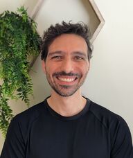 Book an Appointment with Roberto Pereira Leite Junior for Registered Massage Therapy 按摩治療