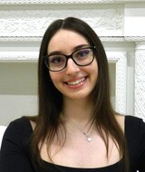 Book an Appointment with Andreea Mota at London Location