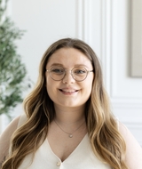 Book an Appointment with Julia Davidson at London Location
