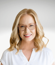 Book an Appointment with Sarah Dolphin for Social Worker