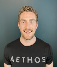 Book an Appointment with Dr. Kennedy Hindley for Chiropractic