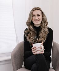 Book an Appointment with Sue Anstey for Facial Rejuvenation Acupuncture