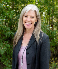 Book an Appointment with Dr. Kelly Fredell for Clinic Director