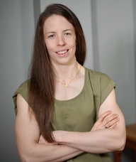 Book an Appointment with Lyndsay Oakes for Massage Therapy