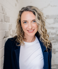 Book an Appointment with Julie McLachlan for Free 15-Minute Initial Therapy Consultation Session