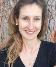 Book an Appointment with Ms. Jasmine Vanderwal for Registered Acupuncture (R.Ac)