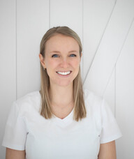 Book an Appointment with Sara Fischer for Osteopathy