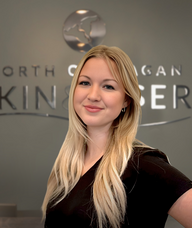 Book an Appointment with Rebecca Hunt for Facials