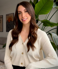 Book an Appointment with Danya Lewis for Psychotherapy with a Training Therapist