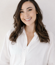 Book an Appointment with Sophie Girdler for Osteopathy