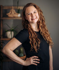 Book an Appointment with Laura Craig-Conn for Registered Massage Therapy