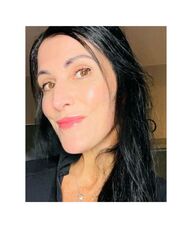Book an Appointment with Andrea Leon for Fascial Stretch and Mobility Therapy